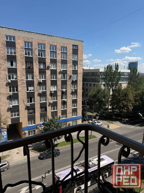 Продается большая , уютная сталинка в Центре Донецка ул.Университетская - Бульвар Пушкина ! Торг Донецк - изображение 2