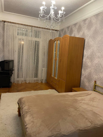 Сдам 2 х комнатную квартиру пл. Ленина Донецк