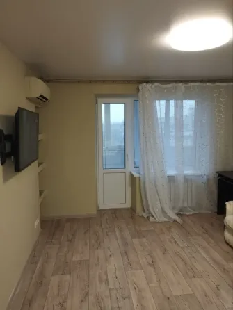 сдам 1-к.кв. Куйбышевский р-н Топаз 25 000 рублей вода 24/7 Донецк