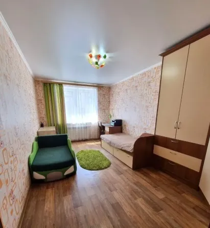 Сдаю 2-к комн. квартиру 47м² в Калининском р-не Донецк