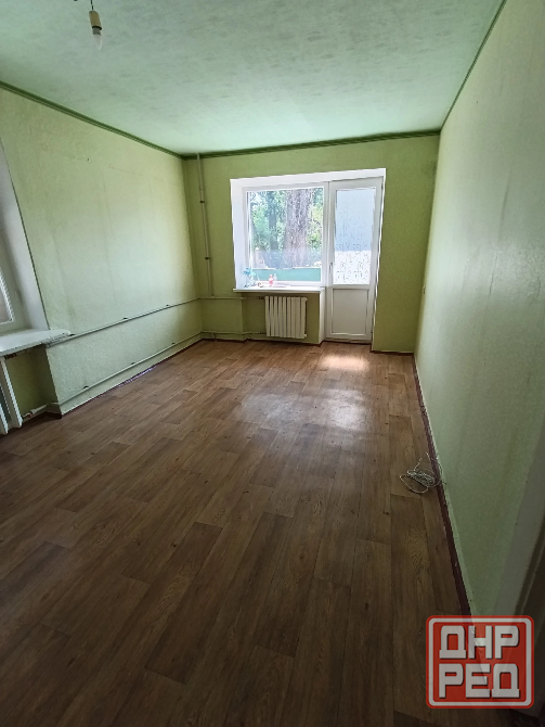 Срочно продам квартиру 1 комнатную 2/5 Город Харцызск, ул. Октябрьская, центр Харцызск - изображение 1