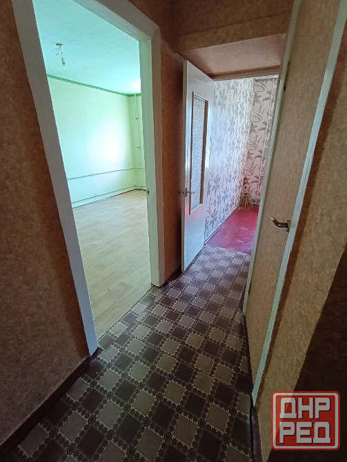 Срочно продам квартиру 1 комнатную 2/5 Город Харцызск, ул. Октябрьская, центр Харцызск - изображение 4