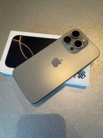 iPhone 16pro 256 Донецк