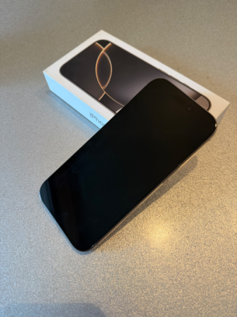 iPhone 16pro 256 Донецк