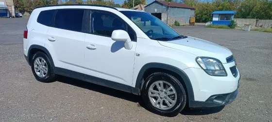 семейный автомобиль Chevrolet Orlando Донецк