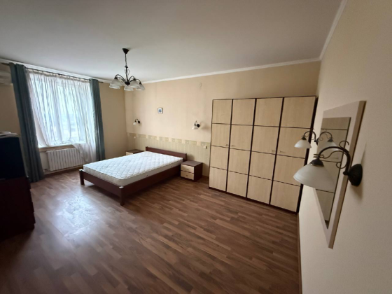 Продажа 4-х комнатной квартиры в Ворошиловском районе Донецк
