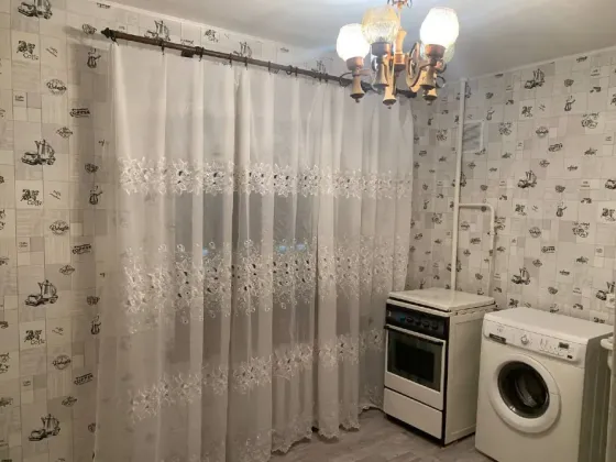 Продам 2ком Макеевка Центр ул.Московская Макеевка