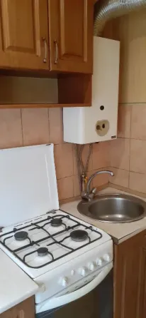 Продаю 1-комнатную квартиру в Калининском районе Донецк