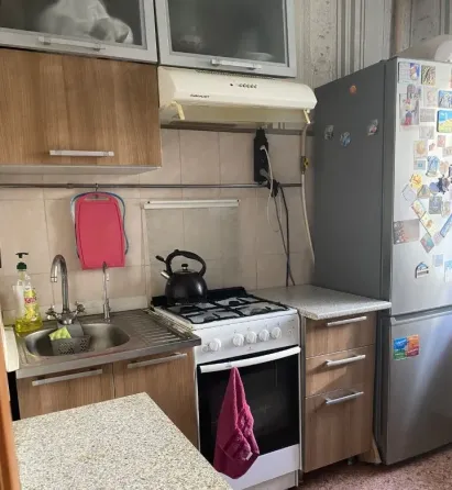 Сдам 2-х комнатную квартиру в центре Гвардейки Макеевка