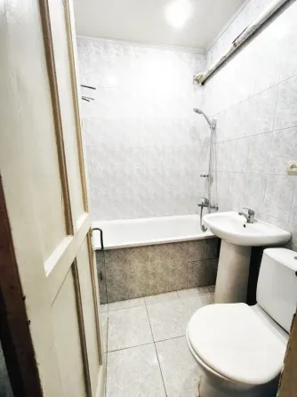 Продам 3ком Парк Кованых, Ворошиловский район Донецк