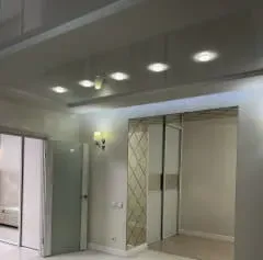 Сдается в аренду современная двухкомнатная квартира с дизайнерским ремонтом, Ворошиловский район, На Донецк