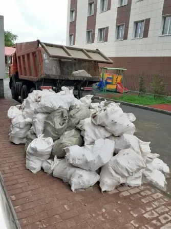 Вывоз строительного мусора ,поднятие стройматериала (грузчики) Донецк