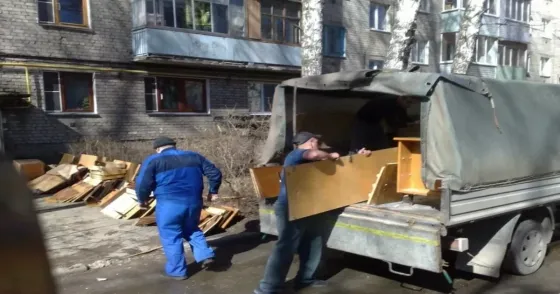 Вывоз строительного мусора ,поднятие стройматериала (грузчики) Донецк