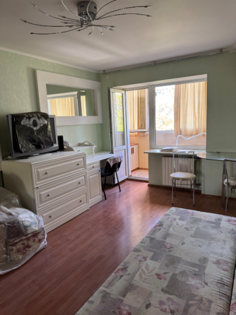 Продам 1к кв Гринкевича/ щорса Донецк