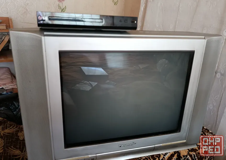 Телевизор Panasonic + DVD плеер LG + коллекция DVD дисков Донецк - изображение 1