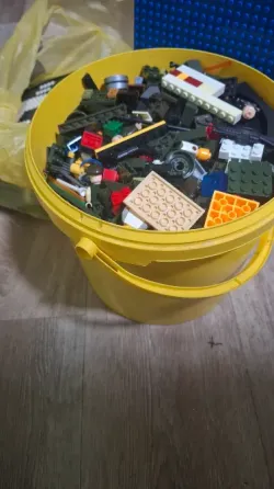 Лего разное 2 ведра Донецк