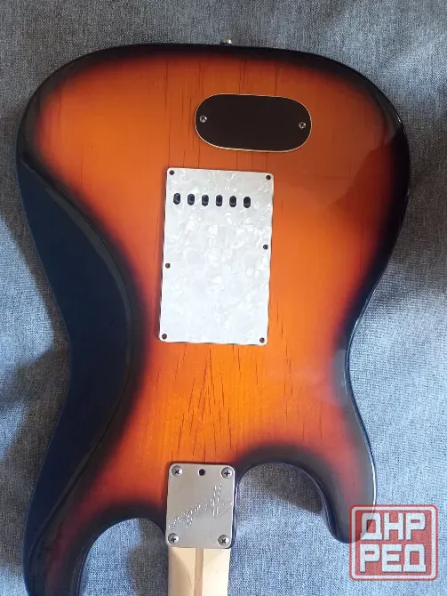 Fender American Standard r DG-20 EMG's (David Gilmour) Sunburst Макеевка - изображение 3