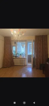 продам 1 к.кв. калин. р. харитонова 2500 мил р чистая с водой собств..на сделке. Донецк