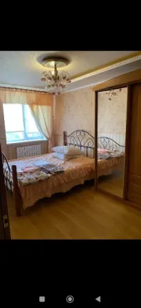 сдам 3 к.кв. кировский р. пинтера 40000 р. хозяйка бочку поставит. Донецк