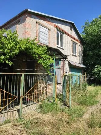Продам дачный дом с приватизированным земельным участком Донецк