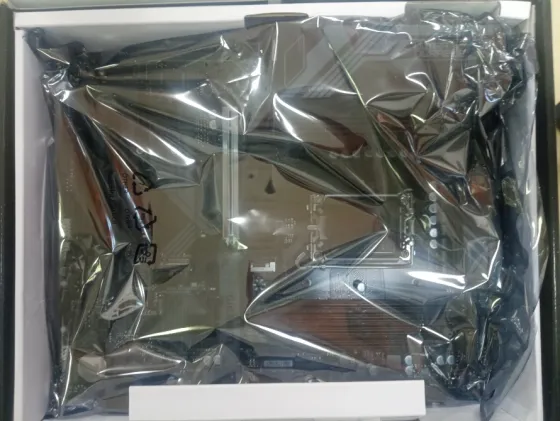 Материнская плата Gigabyte Z790 D AX НоВаЯ Донецк