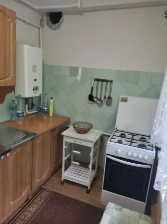 Продам 3-х. комнатную квартиру 1/5 Петровский район ул Крамарчука Донецк