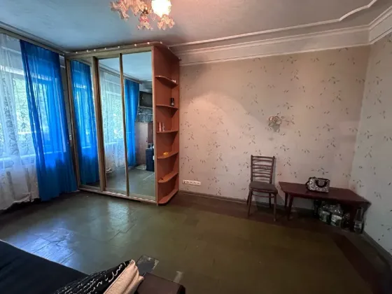 вода по графику холодная и горячая! Сдам 1 ком.кв. в центре, Набережная, ресторан Ракушка Донецк