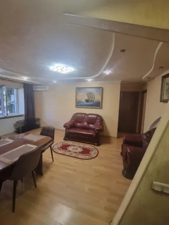Продам 3 комн университетская Донецк