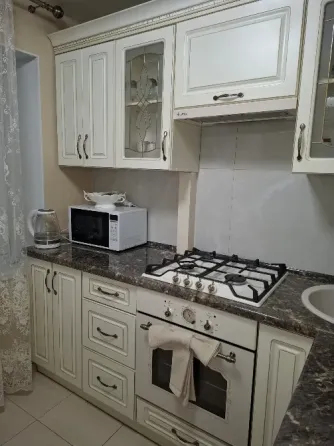 Продам 1 комнатную квартиру г. макеевка м-он зелёный Макеевка