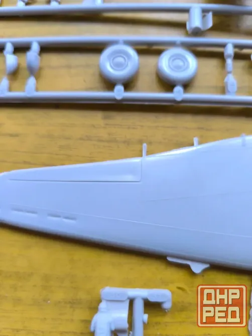 Модель самолета 1:72 для сборки Донецк - изображение 4