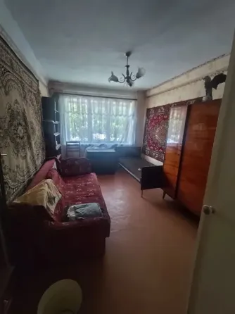 Продается 3-комн. квартира, г. Торез, м-н 1 Торез