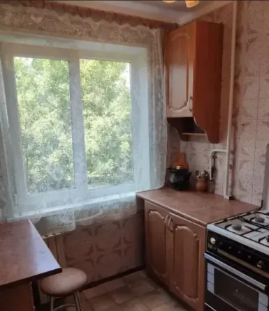 Сдам 2-х комнатную квартиру на Пушке Макеевка