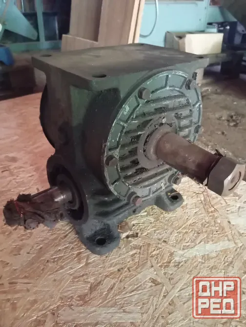 Редуктор червячный ч-100-40-51 Макеевка - изображение 1