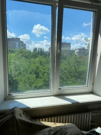 Продам 2-х комнатную квартиру в Калининском рвйоне! Донецк