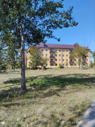 Продается 2 к.кв-ра в Левобережном р-не, пересечение улицы Владимирской и ул. Московской. Мариуполь