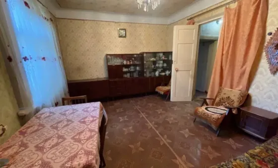 Продам 3-х комнатную квартиру в районе Менделеевского рынка Макеевка