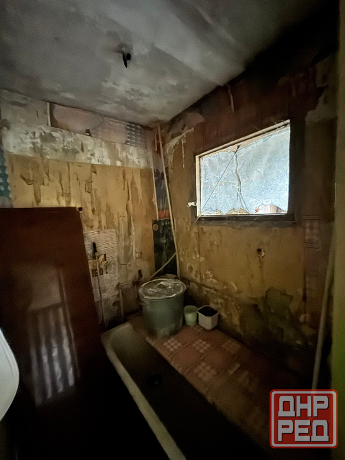 Продажа 3-комнатной квартиры 1/4, в г. Макеевка, Советский р-н, Больничный Макеевка - изображение 2