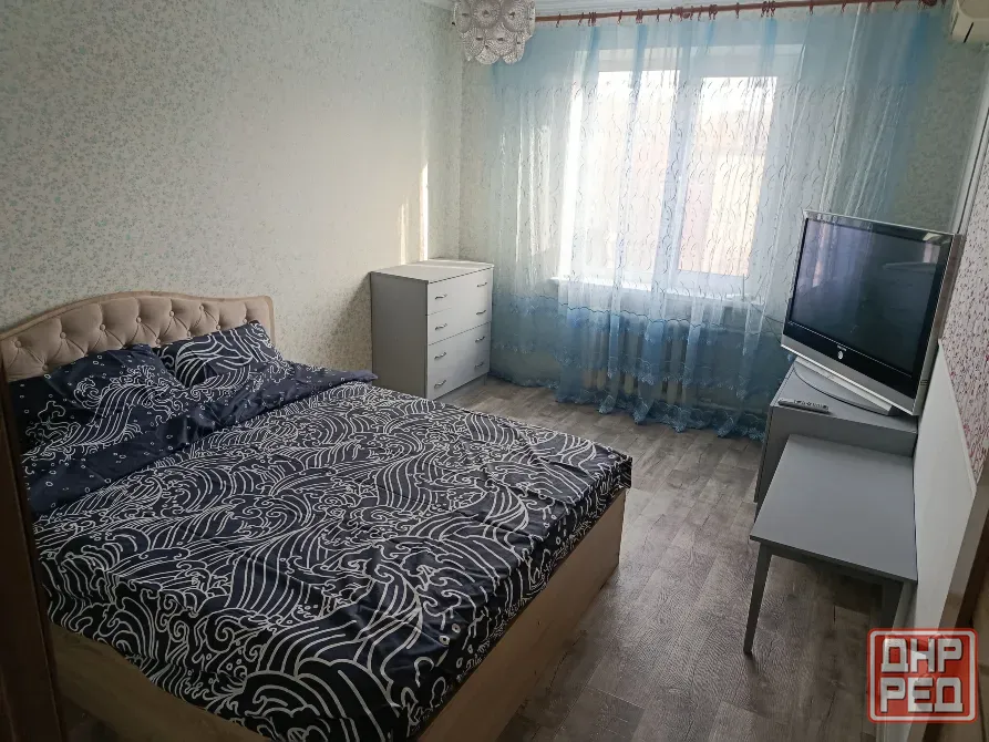 Предлагаю посуточно 2к квартиру с водой в Кировском районе на Текстильщике Донецк - изображение 1