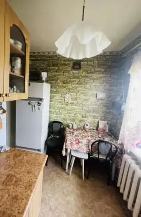 Продам 2-х комнатную квартиру, Гвардейка, 8-8, ул. Тухачевского Макеевка