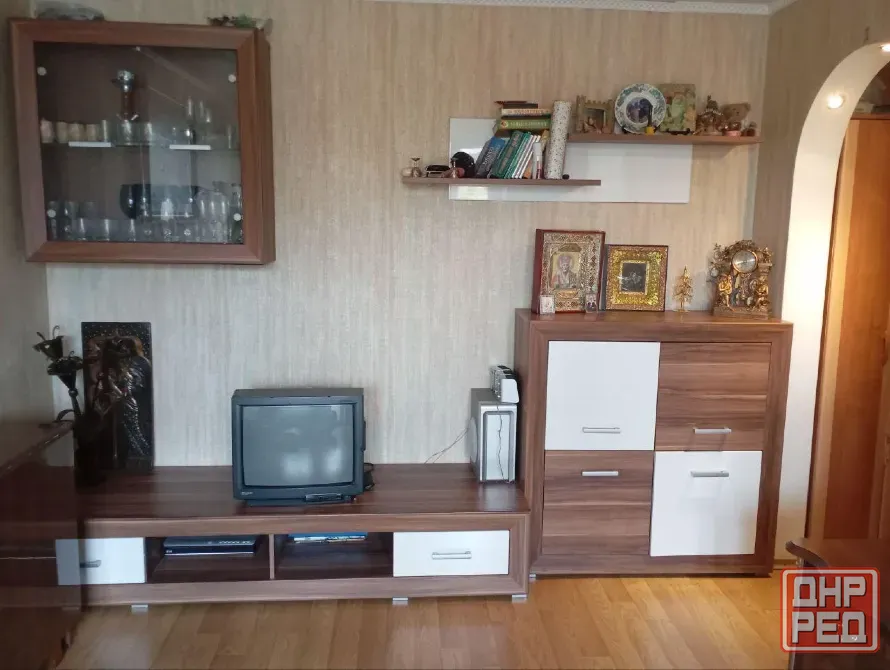 Продам 2-х комнатную квартиру с хорошим ремонтом , Гвардейка, 8-8, ул.. Уборевича. Макеевка - изображение 3