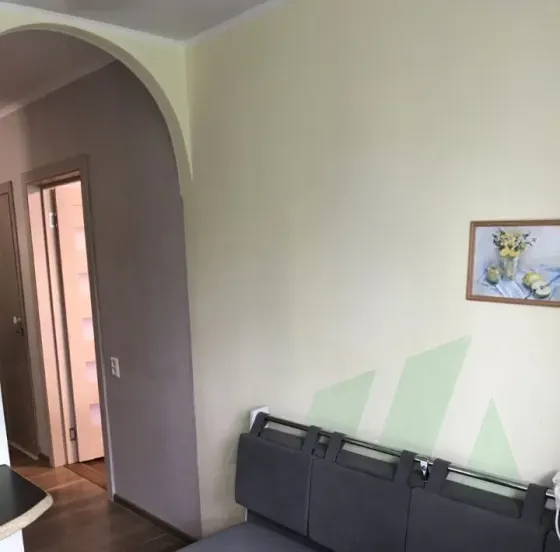 Сдам квартиру в Кировском районе 2 этаж 35 кв.м. Донецк