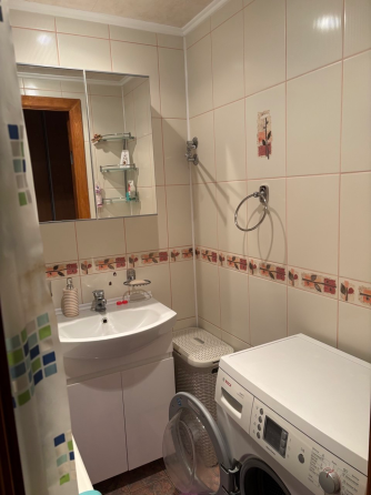 Продам трёхкомнатную на Шутовп Донецк