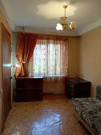 3-к. квартира, 56,7 м², 3/5 эт. Центр Енакиево