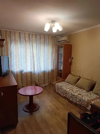 3-комнатная квартира,Киевский р-н,ул.Артема.Цена 6,1млн Донецк