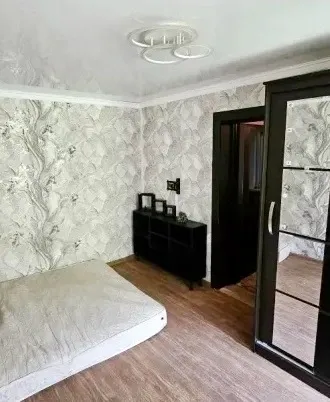 Продам 2к.кв. Сталинка. Петровский р-н. Ориентир пл.Победы. ул. Таймырская. Донецк