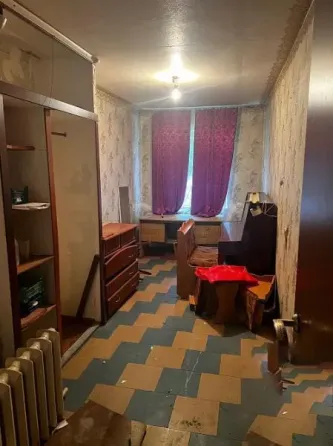Продам 2 ком кв в Калининском р-н по ул Марии Ульяновой Донецк