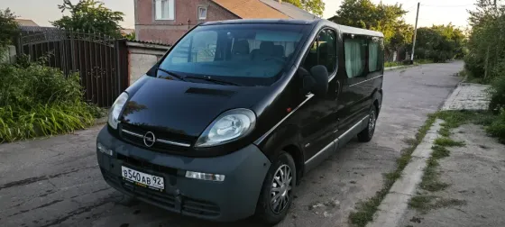 Опель Виваро лонг. Донецк