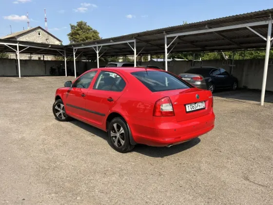 Skoda Octavia 1.6 MT 2011 153 000 km Донецк
