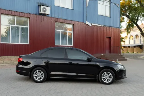 Volkswagen Jetta 6 Шахтерск