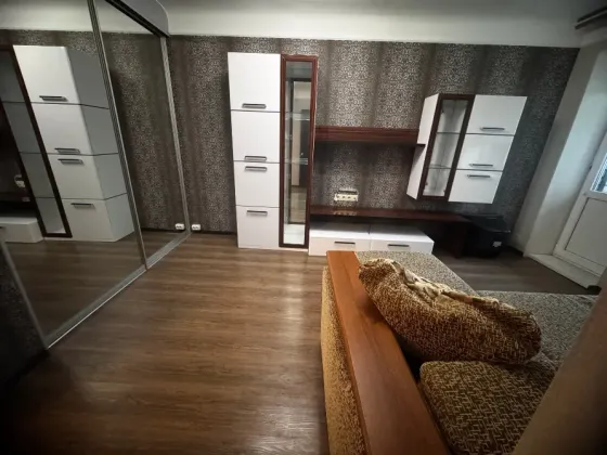 Сдается 1-ая квартира в Буденновском районе-мкр-н. Азотный Донецк